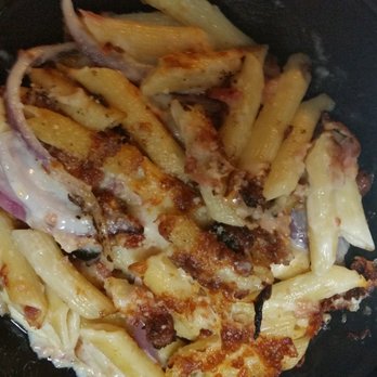 Round Table Pizza - Pasta that doesn't come with red onions, with red onions - Pizza Near Me - Seaside, California Round Table Pizza - Pasta that doesn't come with red onions, with red onions - Pizza Near Me - Seaside, California