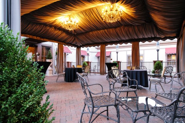 Grand Bohemian Lodge Asheville, Autograph Collection by null