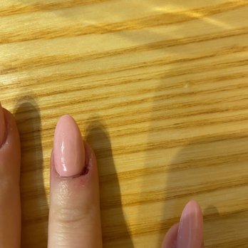 Lavish Nails & Spa Lash - Bleeding nail bed - Nail Salons Near Me - Orlando, Florida