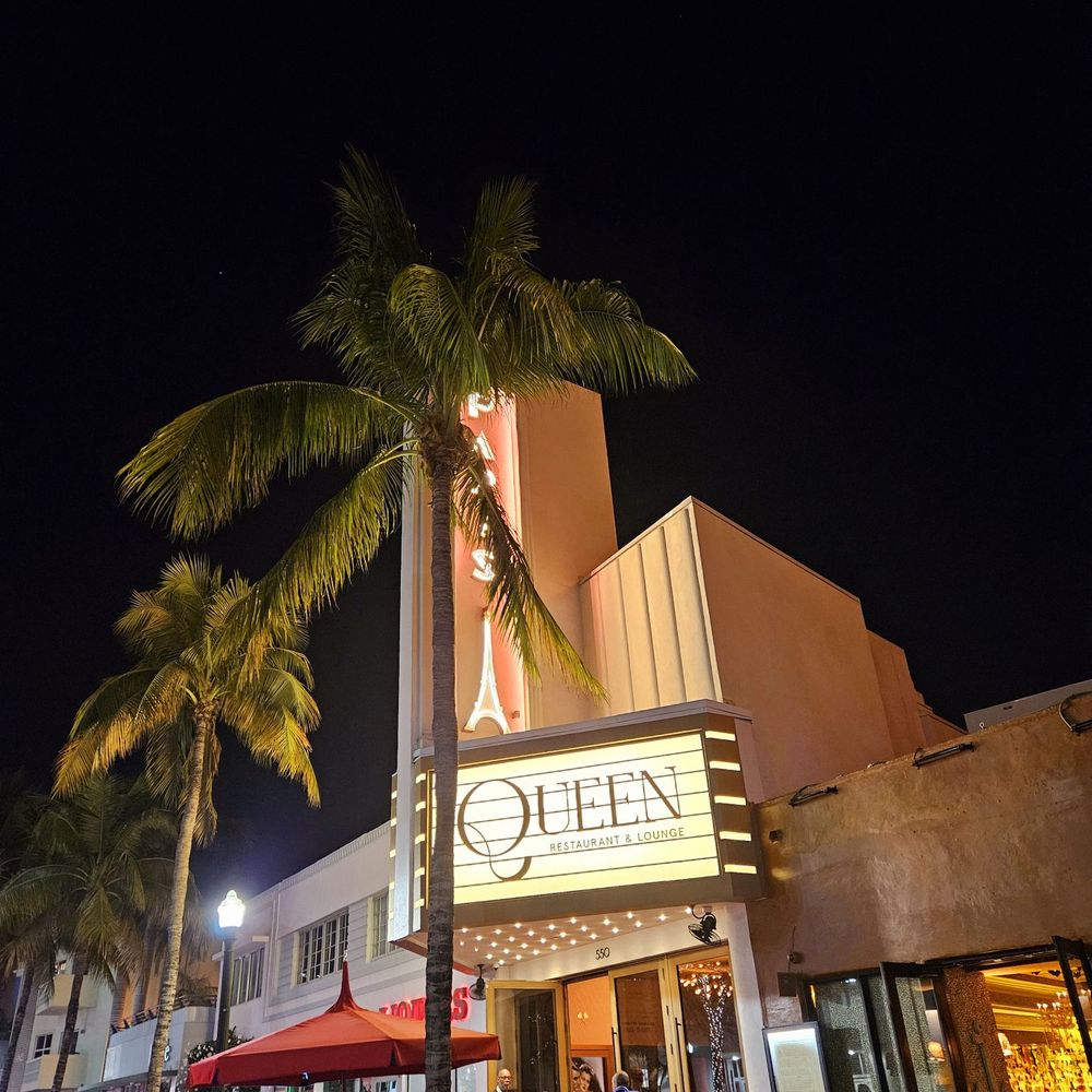 Miami Beach - Many nightclubs in South Beach - Beaches Near Me - Miami Beach, Florida Miami Beach - Many nightclubs in South Beach - Beaches Near Me - Miami Beach, Florida