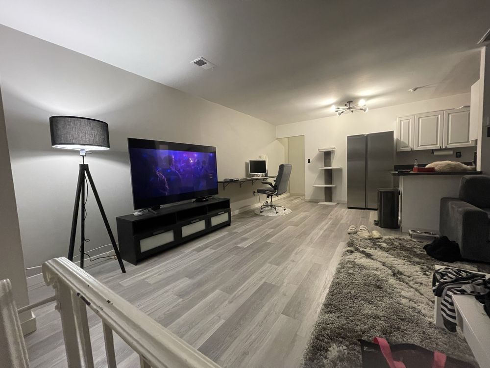 Slide of Custom design and Contracting