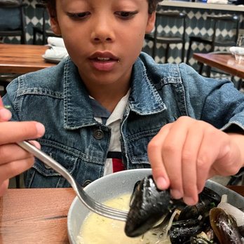 Cork Dork - Muscles - New American Near Me - Thousand Oaks, California