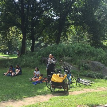 Bike and Roll - Stopped to picnic and watch the eclipse. They have kid seats and trailers for the little ones. - Bike Rentals Near Me Bike and Roll - Stopped to picnic and watch the eclipse. They have kid seats and trailers for the little ones. - Bike Rentals Near Me