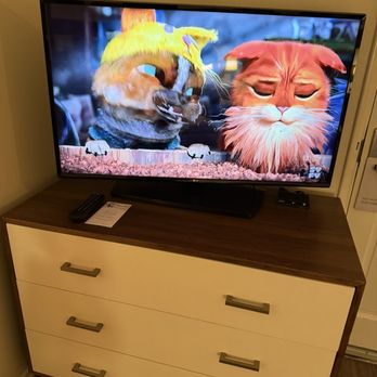 Wine Valley Inn & Cottages - Cable TV in room - Hotels Near Me - Solvang, California Wine Valley Inn & Cottages - Cable TV in room - Hotels Near Me - Solvang, California