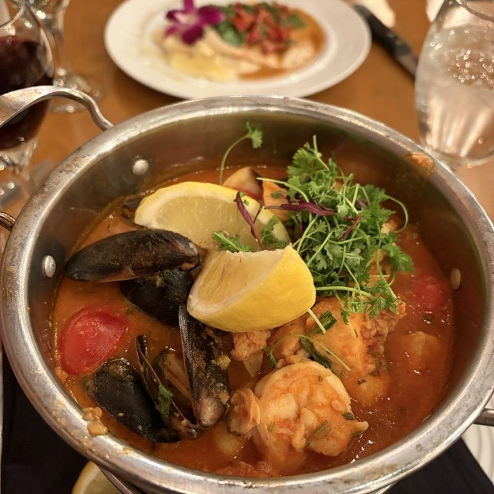 Seafood stew (Cippino???) Seafood stew (Cippino???)