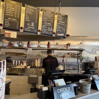 Jeffrey's Hamburgers - Inside - Burgers Near Me - San Mateo, California