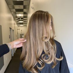 Slay by Tay - HONEY BALAYAGE+CUT