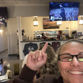 Yiannis - Wine Bars Near Me - Virginia Beach, Virginia Yiannis - Wine Bars Near Me - Virginia Beach, Virginia