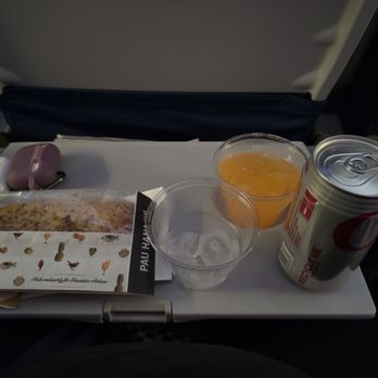 Hawaiian Airlines - Hot Pesto Chicken Cheese Sandwich, Diet Coke and complimentary cocktail - Airlines Near Me - Honolulu, Hawaii Hawaiian Airlines - Hot Pesto Chicken Cheese Sandwich, Diet Coke and complimentary cocktail - Airlines Near Me - Honolulu, Hawaii