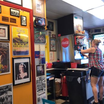 Tommy's Burger Stop - She rocks! - Burgers Near Me - Anchorage, Alaska Tommy's Burger Stop - She rocks! - Burgers Near Me - Anchorage, Alaska