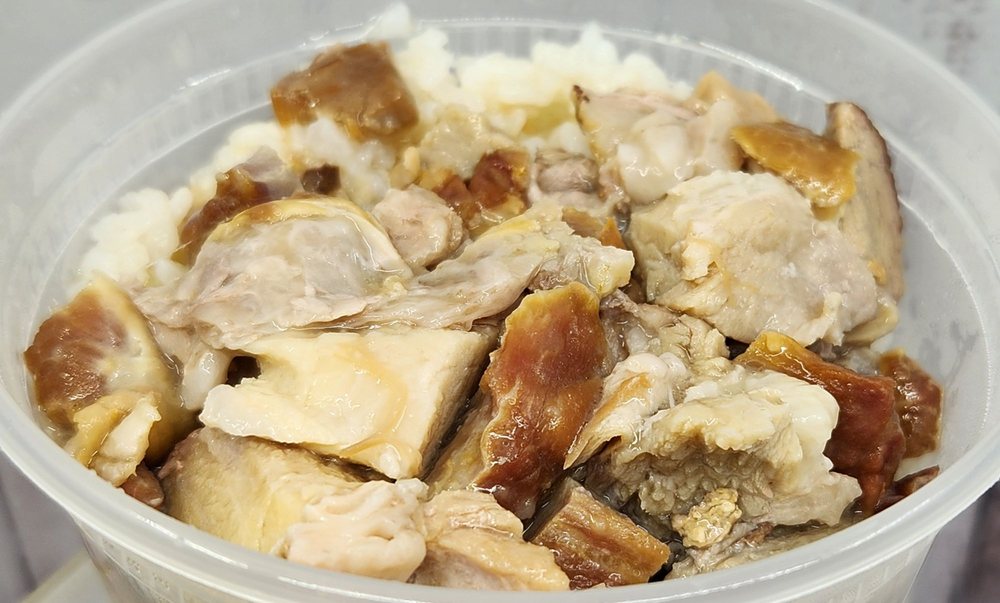 THE PASTELE SHOP 317 Photos & 261 Reviews 2101 N School St