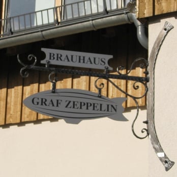 Kronenhof - Bad Homburger Brauhaus "Graf Zeppelin" - presumably there was a rather obvious choice of pub sign... - Beer Garden Near Me - Bad Homburg, HE