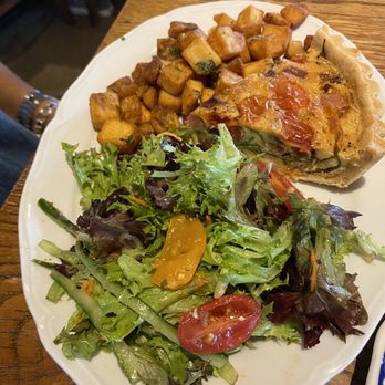 Ida Claire - Southern Quiche with potatoes and Simple Salad - Southern Near Me - Addison, Texas Ida Claire - Southern Quiche with potatoes and Simple Salad - Southern Near Me - Addison, Texas