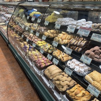 Uncle Giuseppe's Marketplace - Bakery - Grocery Near Me - Ramsey, New Jersey