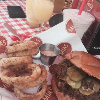 Mia's Table - Bbq sandwich and white peach sangria - American Near Me - Houston, Texas