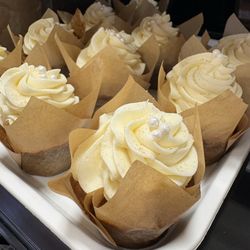 Sunny Day Farms - Pumpkin cupcakes with Brown Sugar Cream Cheese Icing!