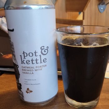 Trillium Brewing - Fort Point - Pot & Kettle, a wonderful vanilla and oatmeal porter! - Breweries Near Me - Boston, Massachusetts