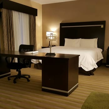 Hampton Inn & Suites Toledo/Westgate - Room 306 (suite) - Hotels Near Me - Toledo, Ohio Hampton Inn & Suites Toledo/Westgate - Room 306 (suite) - Hotels Near Me - Toledo, Ohio