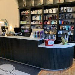 Thomas Charles Salon - The front desk