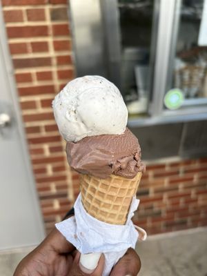 Gusto Gelateria by null