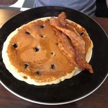 Dolli's Diner - Huge blueberry pancakes! - Burgers Near Me - Nacogdoches, Texas