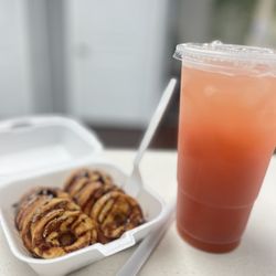 Fit Nutrition - protein donuts & red berry lemonade