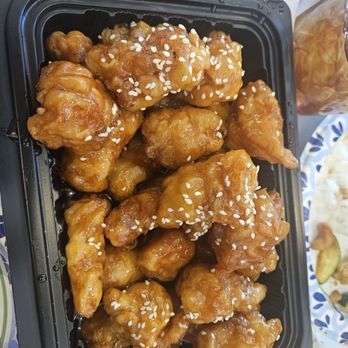 Big Panda - Sesame chicken - Chinese Near Me - Commerce City, Colorado