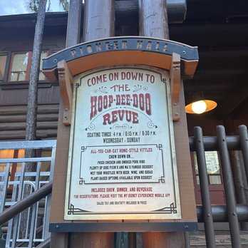 Hoop-Dee-Doo Musical Revue - Performing Arts Near Me - Lake Buena Vista, Florida Hoop-Dee-Doo Musical Revue - Performing Arts Near Me - Lake Buena Vista, Florida