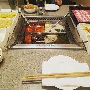 Haidilao Hotpot Flushing - Hot Pot Near Me - Flushing, New York