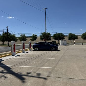 Tesla Supercharger - New superchargers available in Ozona in the same parking lot as Sonic. Yum! - EV Charging Stations Near Me - Ozona, Texas Tesla Supercharger - New superchargers available in Ozona in the same parking lot as Sonic. Yum! - EV Charging Stations Near Me - Ozona, Texas