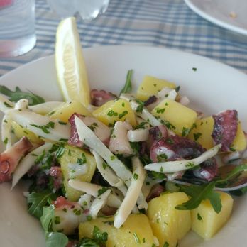 Casa Rossa - Seafood appetizer - Lounges Near Me - Torre del Greco, NA