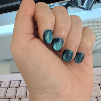 The Nail Suite - Cute cat eye gel manicure - Nail Salons Near Me - Berkeley, California The Nail Suite - Cute cat eye gel manicure - Nail Salons Near Me - Berkeley, California