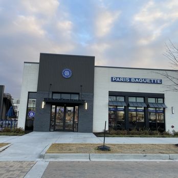 Paris Baguette - Right next to Pickle Social - Bakeries Near Me - Buford, Georgia
