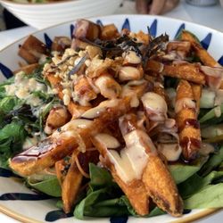 Poke Poki - Mine was vegetarian with the fried tofu and sweet potato mian