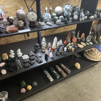 Flea Land - Rocks - Flea Markets Near Me - Bowling Green, Kentucky