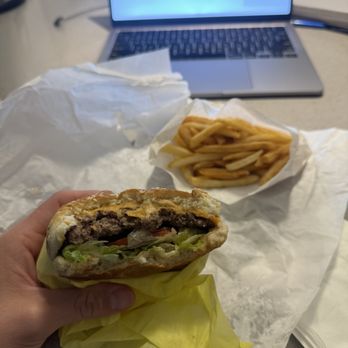 Eat That Burger - Cheeseburger and fries - American Near Me - North Hollywood, California Eat That Burger - Cheeseburger and fries - American Near Me - North Hollywood, California