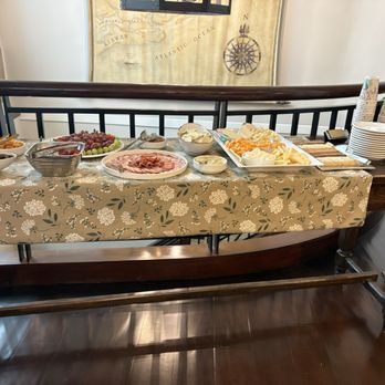 HarbourView Inn - Cheese and wine - Hotels Near Me - Charleston, South Carolina HarbourView Inn - Cheese and wine - Hotels Near Me - Charleston, South Carolina