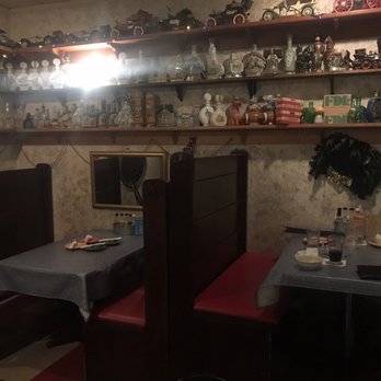 Pearl’s - Comfy booths with lots of nicknacks to look at - Cajun/Creole Near Me - Elk Rapids, Michigan Pearl’s - Comfy booths with lots of nicknacks to look at - Cajun/Creole Near Me - Elk Rapids, Michigan