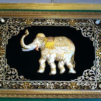 Green Elephant Restaurant - Burmese Near Me - Loomis, California