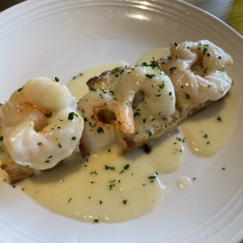 Carrabba's Italian Grill - Shrimp focaccia bites - Italian Near Me - Columbus, Ohio