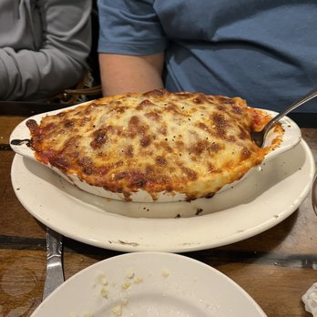 Capri di Nuovo - Classic Lasagna - Italian Near Me - West Allis, Wisconsin Capri di Nuovo - Classic Lasagna - Italian Near Me - West Allis, Wisconsin