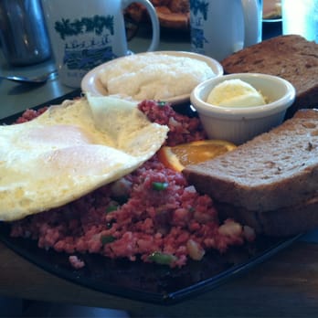 Blue Dolphin Cafe - Corned beef hash & eggs - Breakfast & Brunch Near Me - Sarasota, Florida