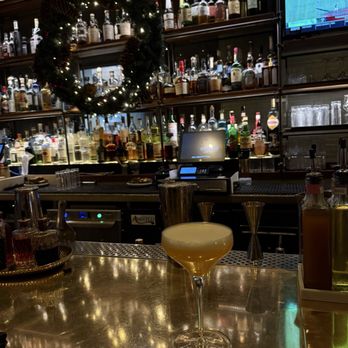 Kimpton Hotel Eventi - Downstairs bar - Hotels Near Me - New York, New York Kimpton Hotel Eventi - Downstairs bar - Hotels Near Me - New York, New York