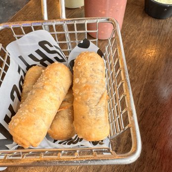 Whiskylucan Miami I Mexican Restaurant & Bar - Cheese tequenos - Mexican Near Me - Miami, Florida