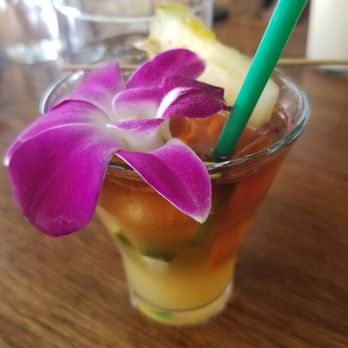 Aloha Mixed Plate - Mai Tai - Hawaiian Near Me - Lahaina, Hawaii