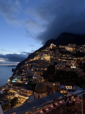 Franco's Bar by null