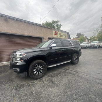 Supreme Auto - Used Car Dealers Near Me - Fair Oaks, California