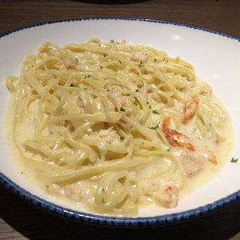 Red Lobster - Crab Linguini Alfredo - Seafood Near Me - Stockton, California