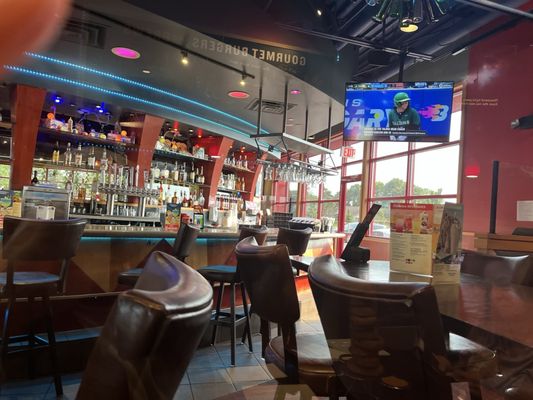 Red Robin Gourmet Burgers and Brews by null