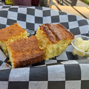Brothers Smokehouse - Complimentary cornbread - Barbeque Near Me - Ramsey, New Jersey